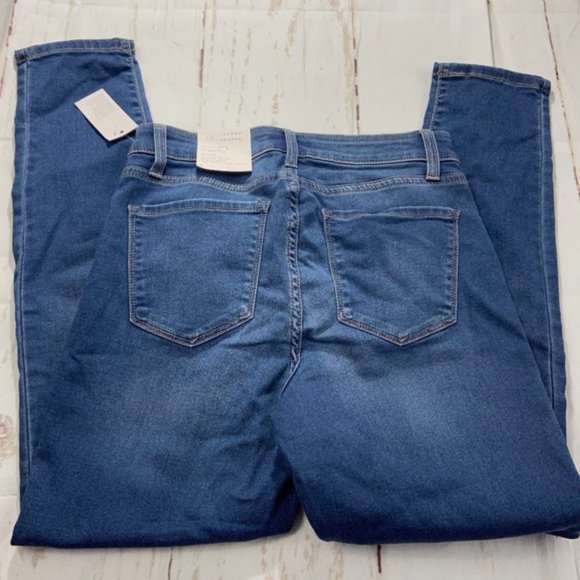 LC Lauren Conrad Denim - NWT Lauren Conrad Ultrasoft ankle Jeggings Light